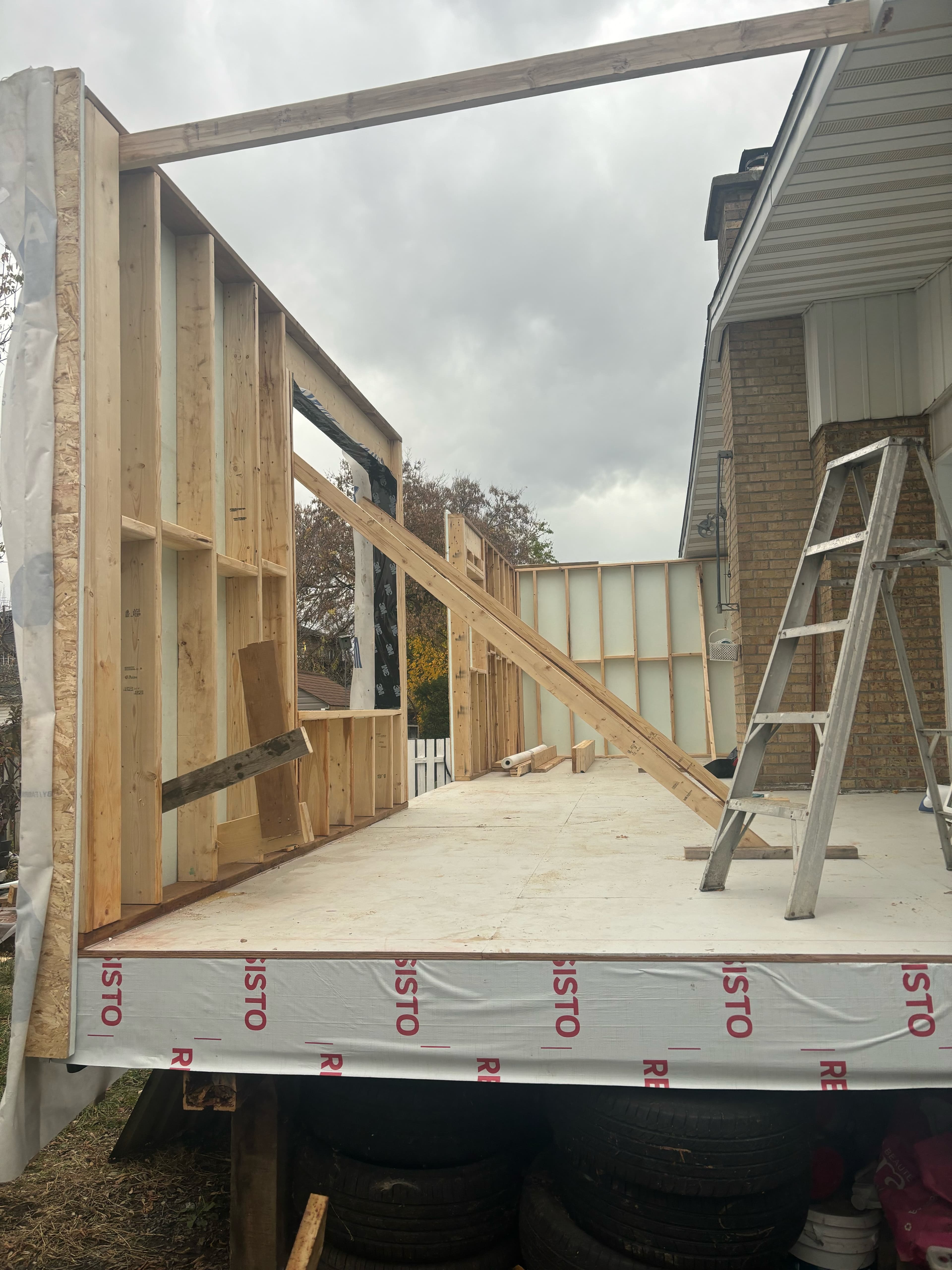 Agrandissement d'un bungalow à Longueuil - Photo 1